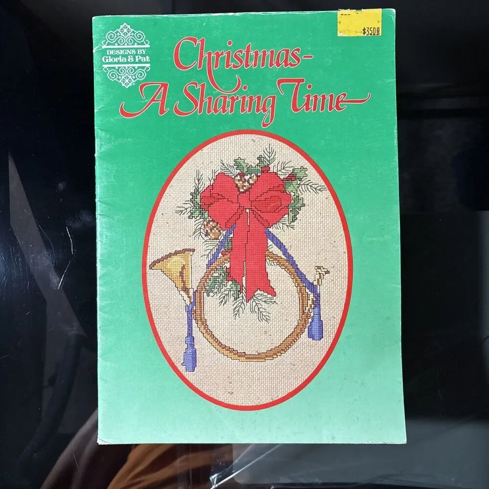 Vintage Cross Stitch Christmas Pattern Lot Of 3. leisure Arts, Gloria & Pat, BKW